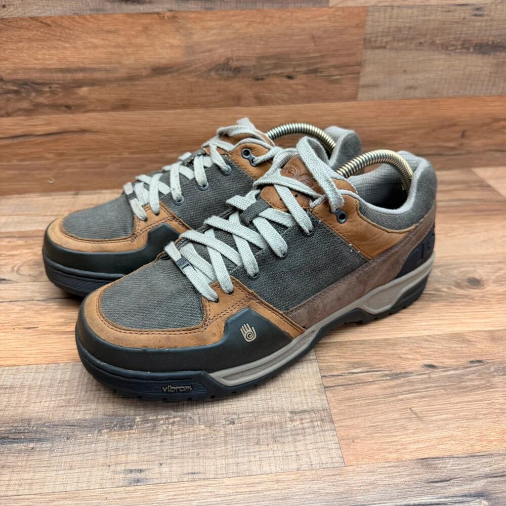 Teva Mens 9.5 vibram  Brown Outdoor Hiking Shoes Sneakers 1116627